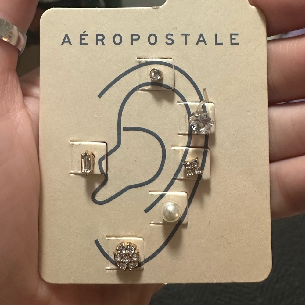 Aeropostale Earring Set